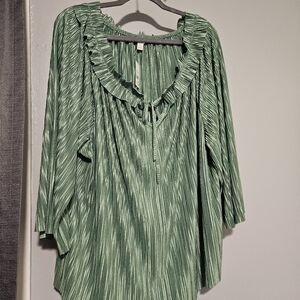 Green Top NWT XL